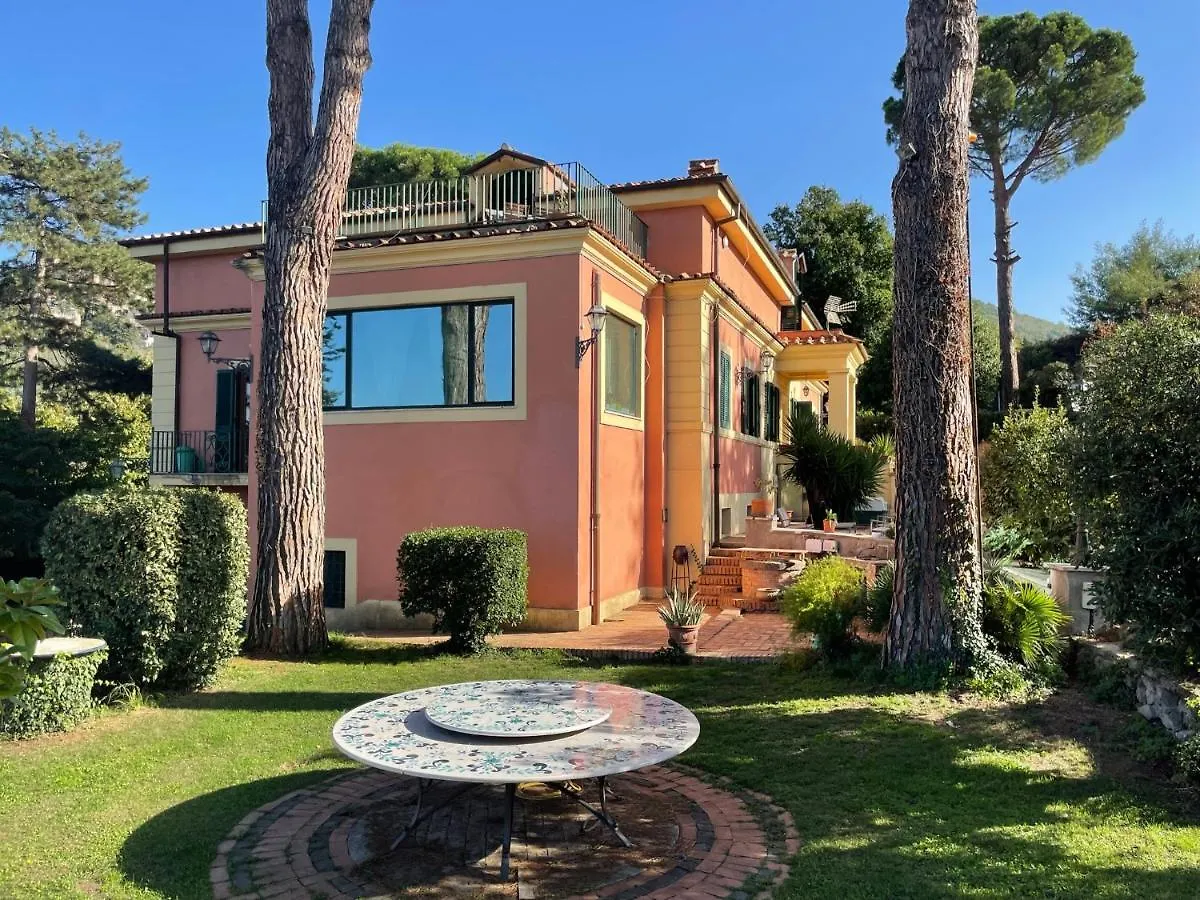 Appartamento Castelli Romani - Con Vista Su Roma Monte Porzio Catone 0*,